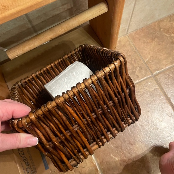 Basket - Picture 2 of 3